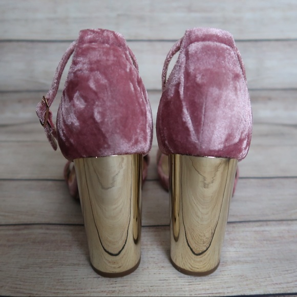 Pink Velvet Chunky Heel - Picture 5 of 5